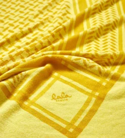 Lala Berlin Tørklæde - Triangle Trinity Classic M - Gul