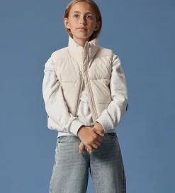 Name It Dynevest - NkfMole - Moonbeam